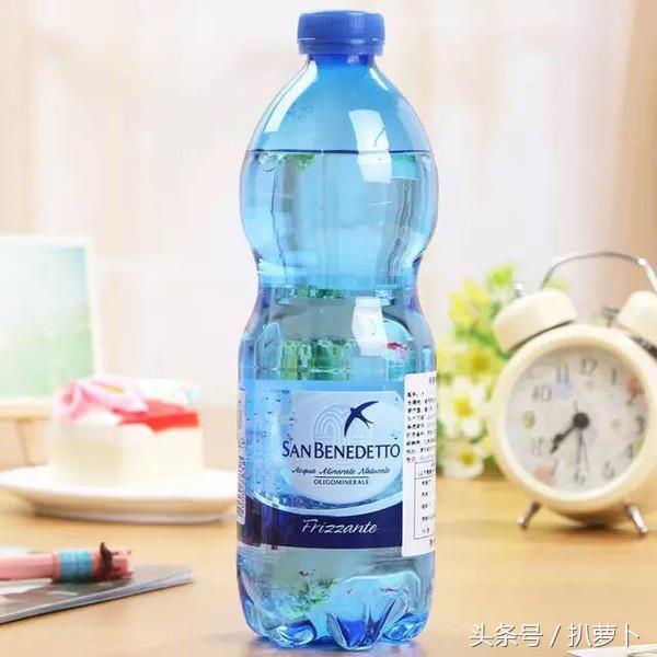 王思聪淘米水,王思聪100元矿泉水