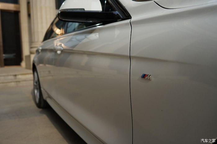 2017款宝马320lim运动试驾,19款宝马320lim运动曜夜版