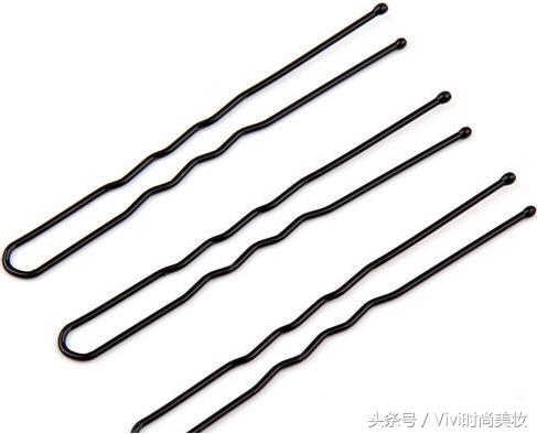 睫毛细软塌容易成坨,睫毛软容易定型吗