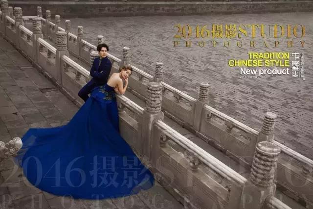 拍婚纱照该怎么摆姿势,如何拍婚纱照摆pose才好看