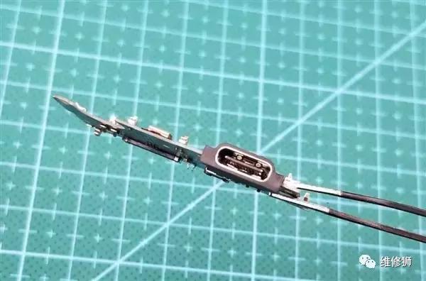 iphone6屏幕间歇失灵怎么办,iphone6屏幕自动重启