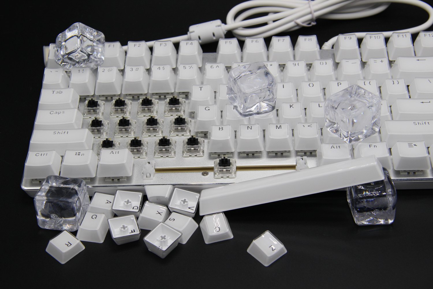 雷柏v500s冰晶版怎么样,雷柏v500s键盘测评