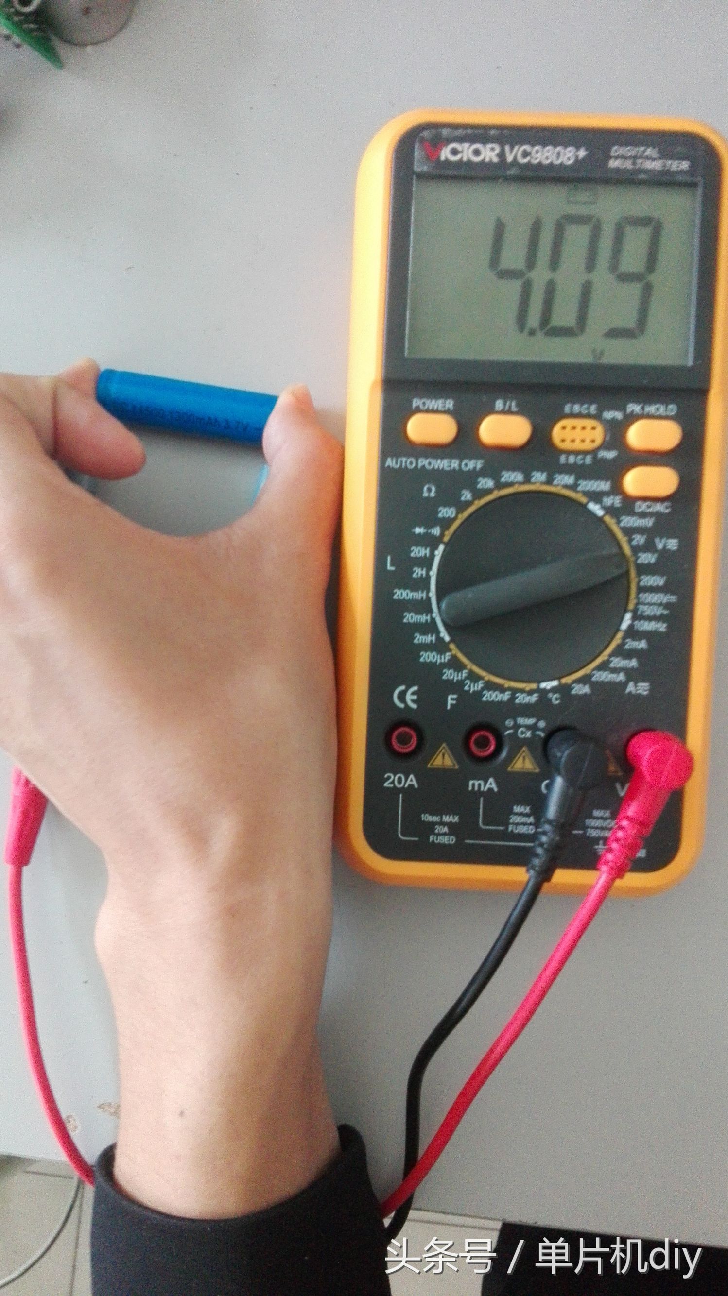 万用表不知道挡位刻度怎样测,万用表不知道量程多少怎么测