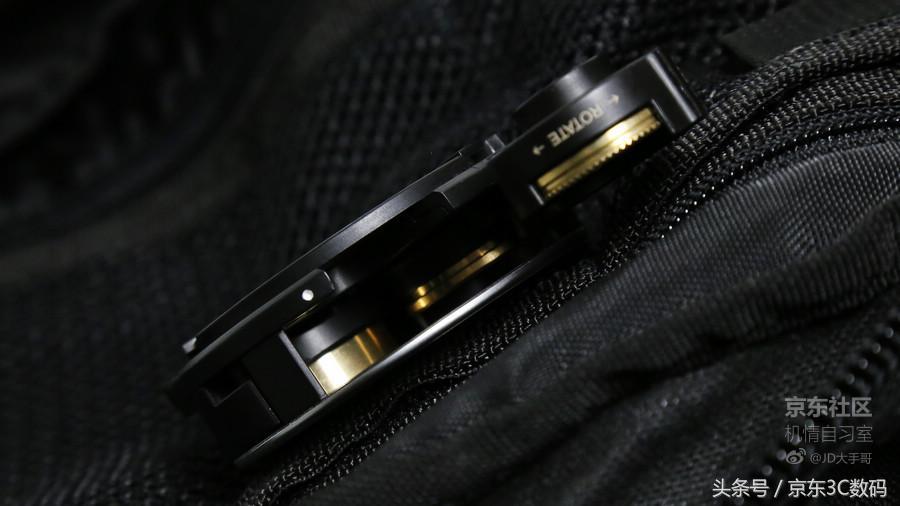 遮挡手机镜头的手机壳测评,自带镜头保护的手机壳好用吗