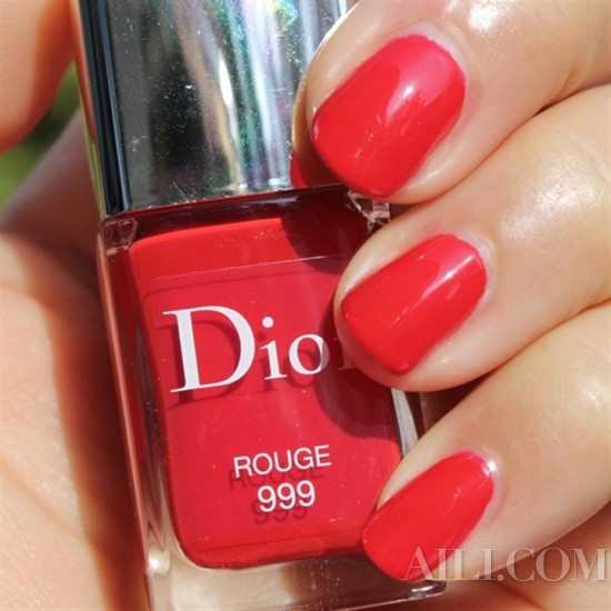 新年你需要一支口红,新年伊始愿你事业顺利