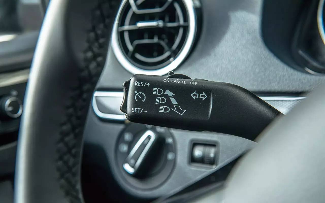 试驾一汽大众新款捷达,大众捷达二手车试车