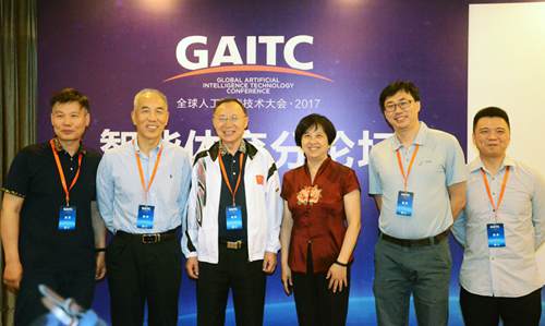 根尖体育的“温度”：让每一块野球场智能起来