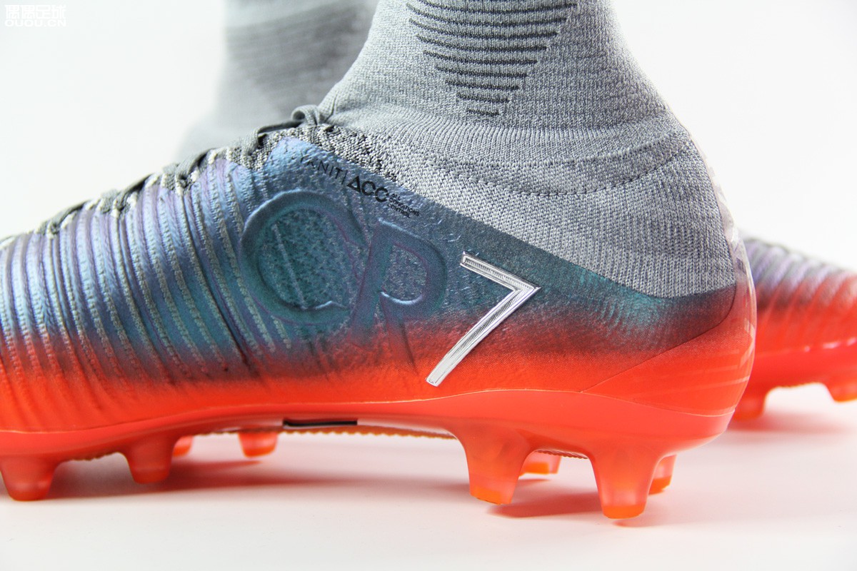 耐克cr7限量足球,耐克cr7适合宽脚吗