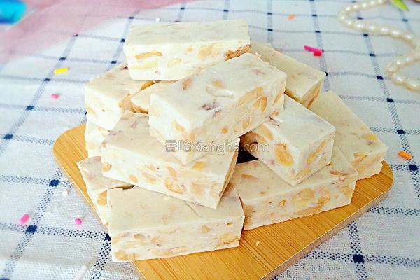 做牛轧糖的重点方法和技巧,简单又好吃的牛轧糖你做过吗