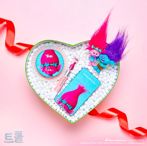 玛丽猫唇膏,玛丽猫梨子味唇膏