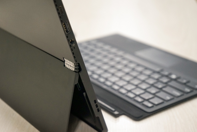 实力派二合一联想MIIX5Plus评测