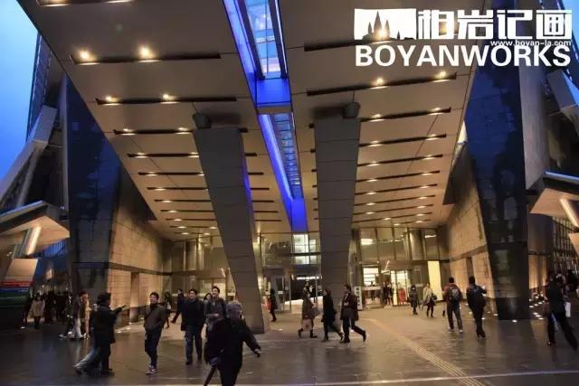 柏岩·记画｜世界与东京的交叉点——六本木