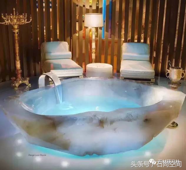 镜面碳晶板家装效果,白水晶简装效果图