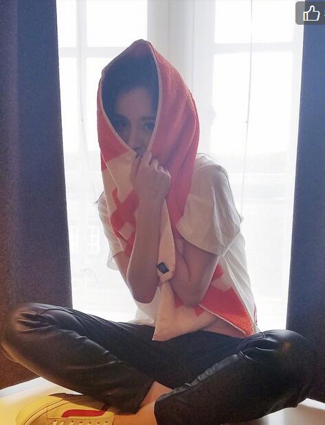 杨幂四方脸型图片,杨幂旗下四美图片大全