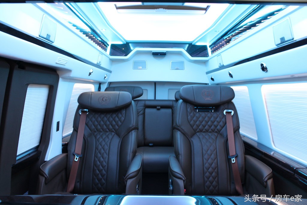 奔驰埃尔法商务车改装房车,gmc和埃尔法房车