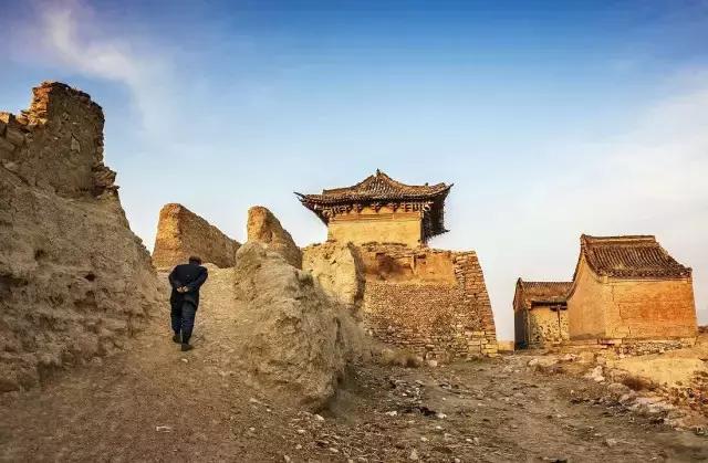零下30℃，来茶山听泉水叮咚，千年古城蔚州大门为您打开