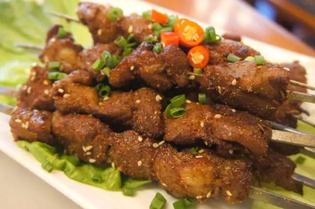 开火锅店怎样把利润最大化,开火锅店顾客量大一个月能赚多少