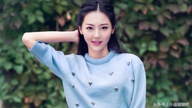 杨幂最近和刘恺威状况,杨幂旗下的4朵金花谁最红