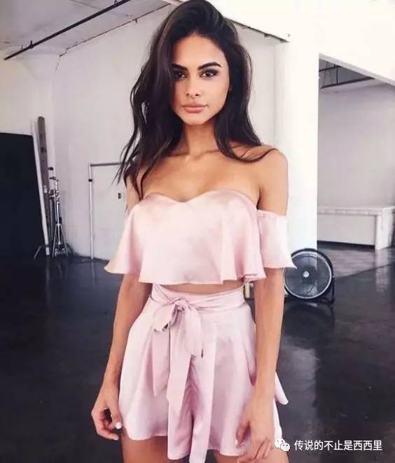 欢乐颂里面的红色外套,欢乐颂礼盒装