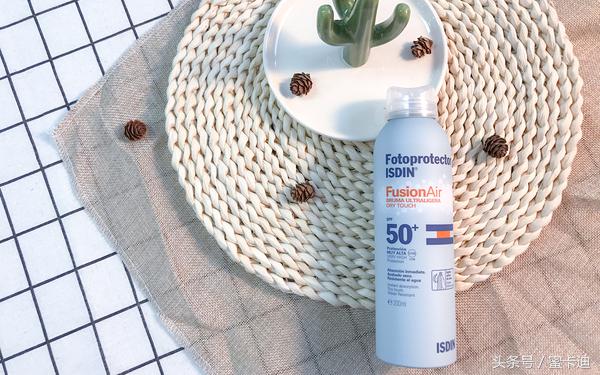12款热门防晒测评这几款晒不黑,热门防晒实测哪一款更适合你必看