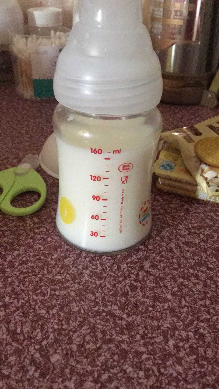 宝妈怀孕6个月就有奶！月子里奶水宝宝吃不完！奶水多更烦恼！