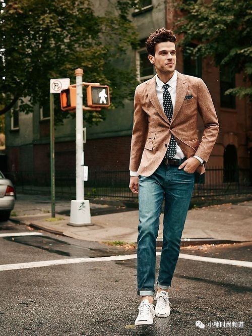 converse搭配西装男生,红色converse穿搭男