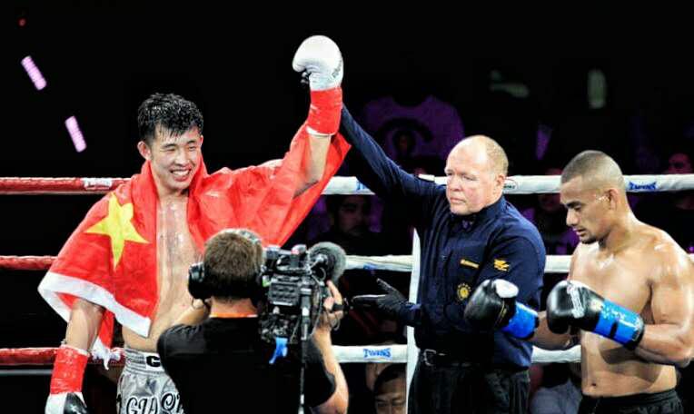 斧腿郭强比赛视频,世界金腰带之战郭强