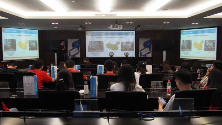 鑻忓畞鎬婚儴澶фゼ,闇囨捈鐩村嚮