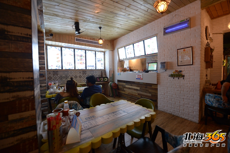 美丽的越南沙巴小镇,越南风情海洋小镇