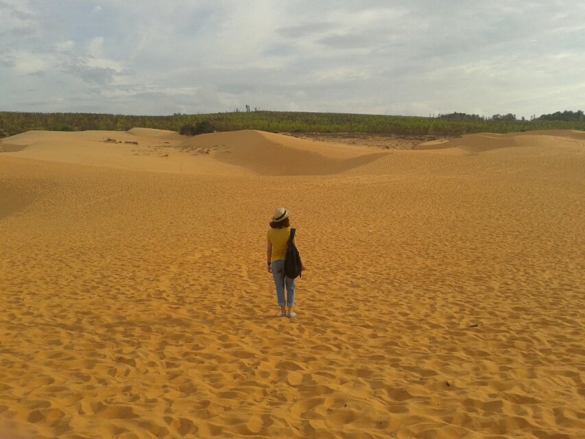 边打工边游遍全国,去国外边旅游边赚钱的方法