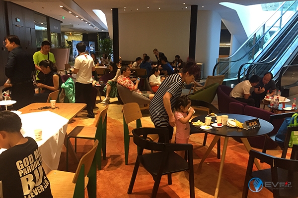 南京比亚迪盛世新景总部,比亚迪盛世新景城展店