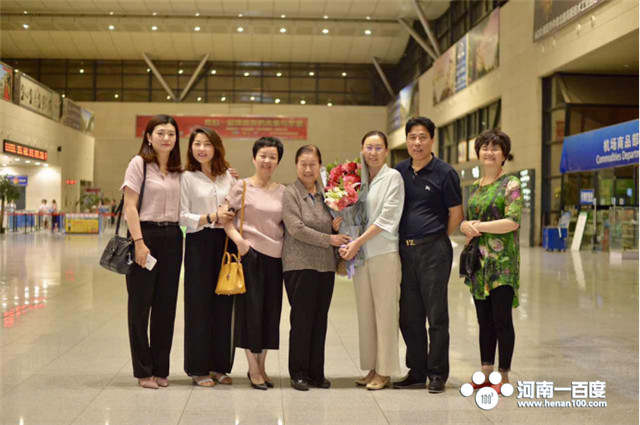 “圣玛荣耀微创论道”南阳第六届微创妇科学术高峰论坛圆满落幕