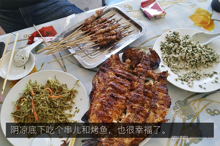 开着奔驰260的视频,开着es200去旅游是什么样的体验