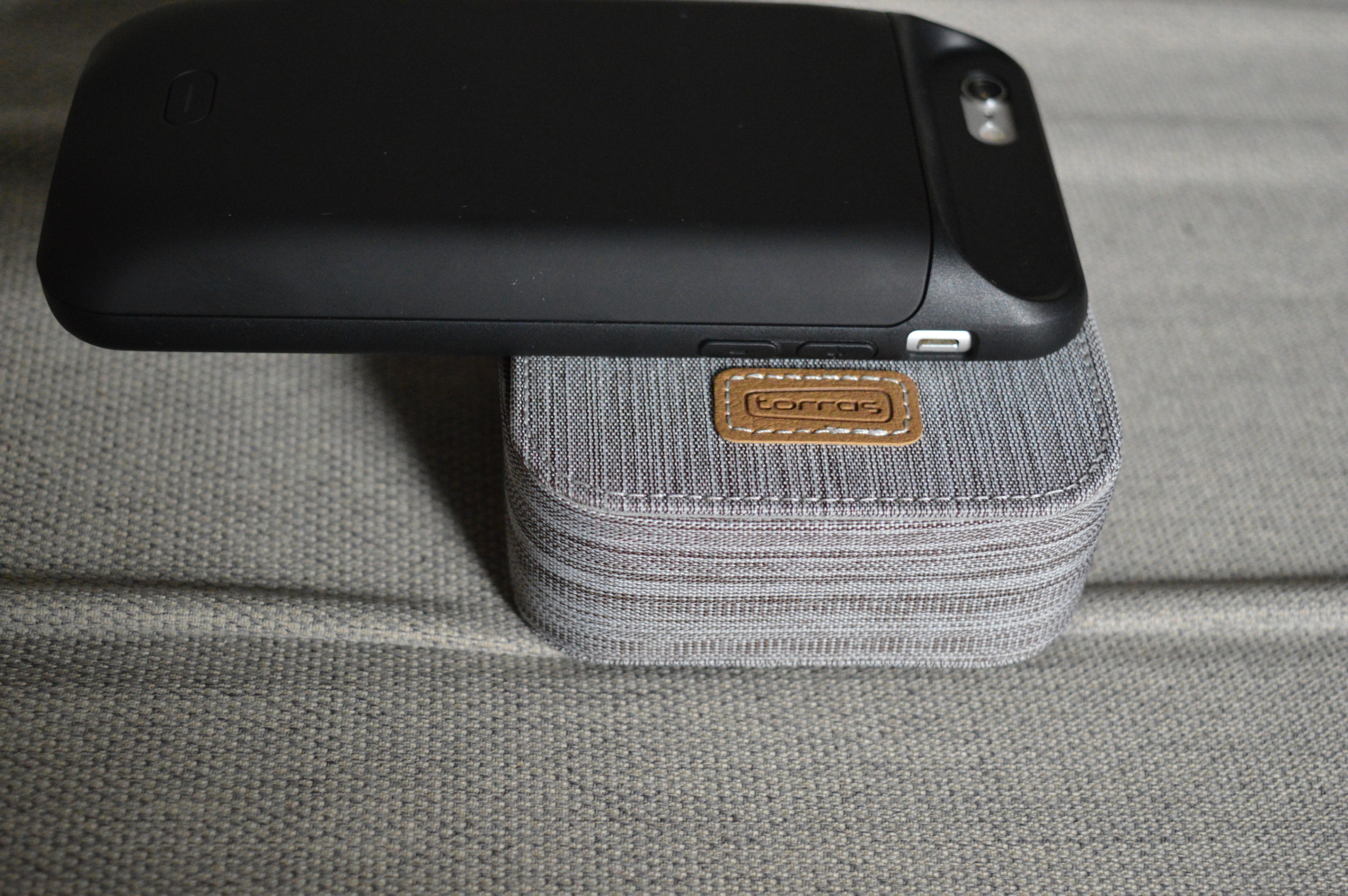 便携式苹果充电宝图拉斯,iphone充电宝图拉斯