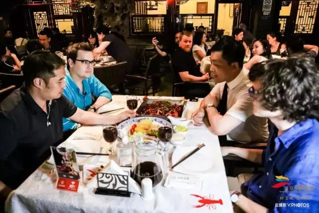 绝美的风景送给你,有一种风景叫朋友圈里的风景