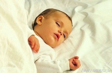 小孩高烧抽搐惊厥症状吃什么药物,婴儿高烧抽搐惊厥怎么办