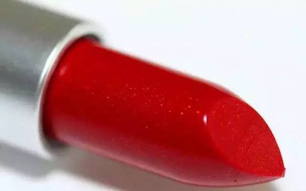 迪奥口红哪个色号适合夏天,夏天用哪种颜色的口红好