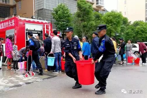 军民警民一家亲,警民一家亲关爱