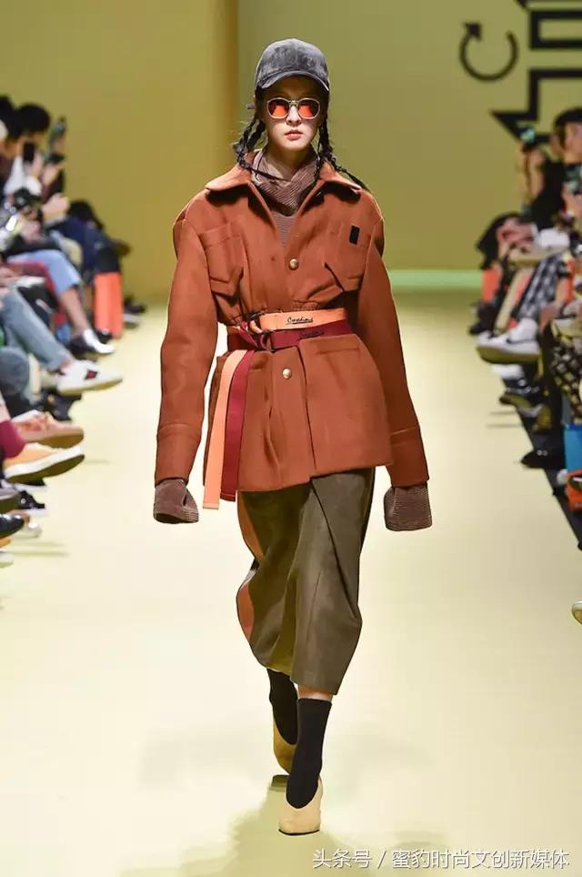 蜜豹时尚秀完整版,蜜豹时尚女装