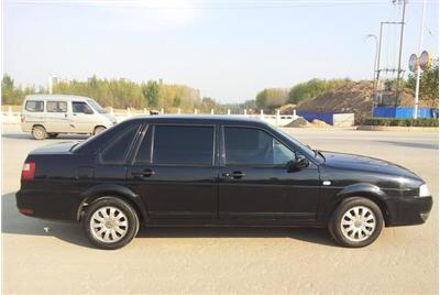 此车被视为史上最低调，明明是轿车，偏偏有人说它是辆SUV