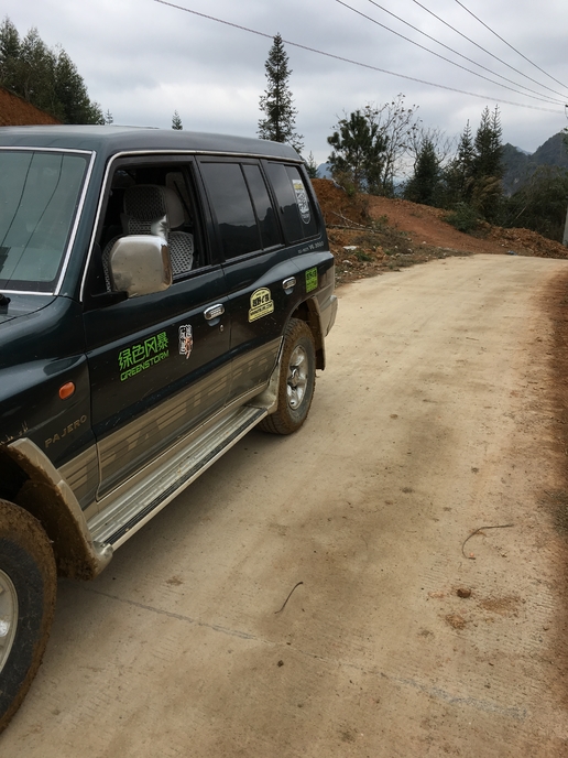 90年代进口三菱越野车帕杰罗,90后买了一辆三菱帕杰罗v93