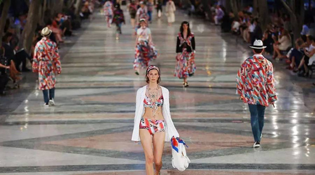 让世界知道你最In！时装精必去高定旅行之地