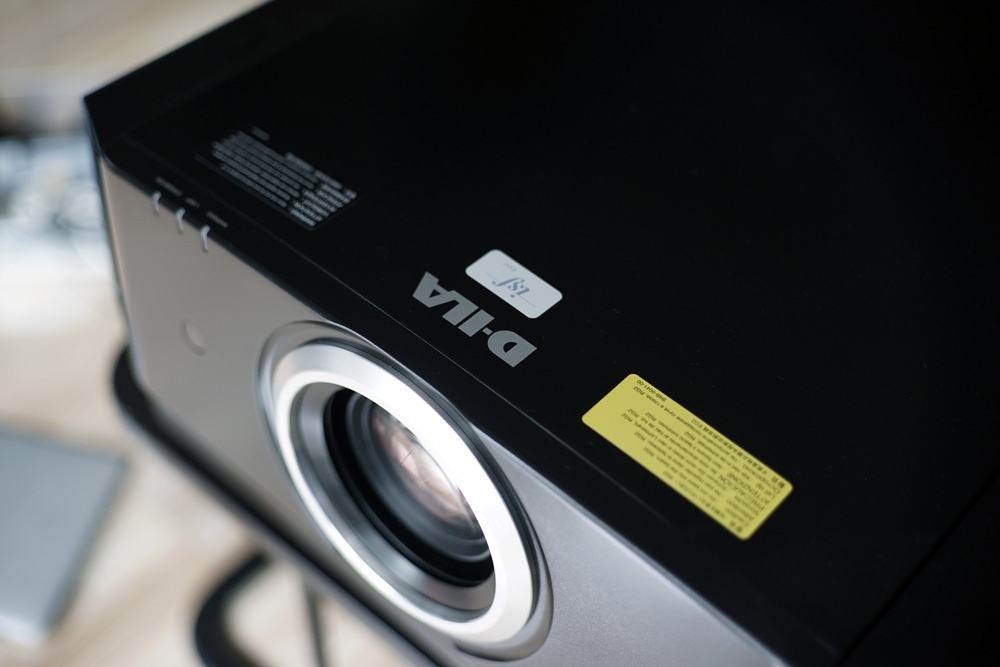 七万级4k HDR家庭影院！OPPO205遇上JVC6900