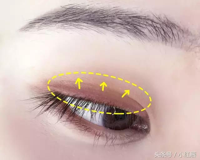 眼妆教程手把手教你画眼妆,眼妆怎么画显大又干净初学者教程