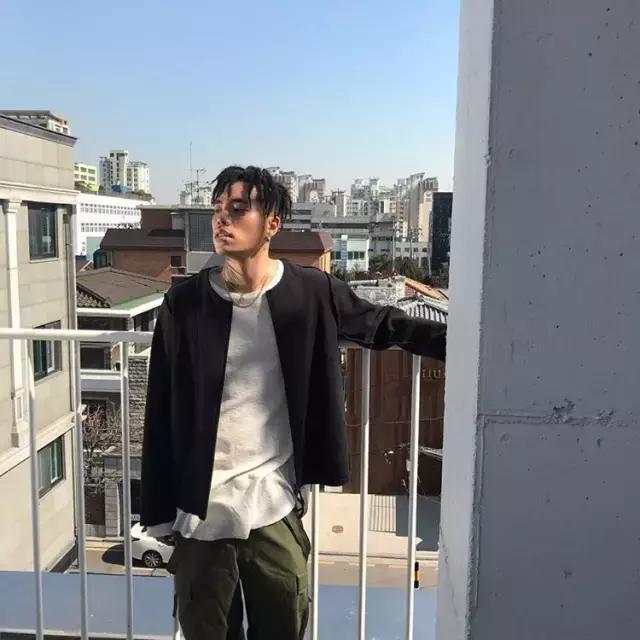 头条｜除了GD，他才是韩国嘻哈圈最会穿衣男人！