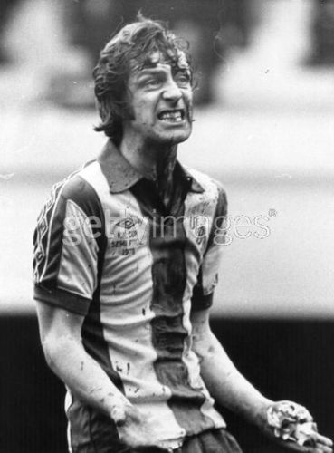 足球场上十大硬汉,足坛十大铁血硬汉