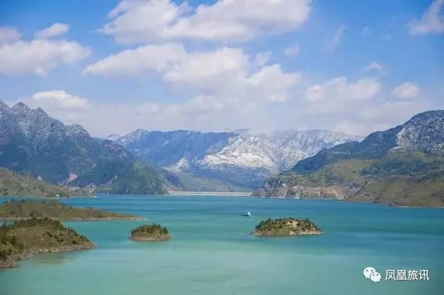 这座欧洲小城有个奇特壁画,这座中国魔幻建筑又把老外惊呆了