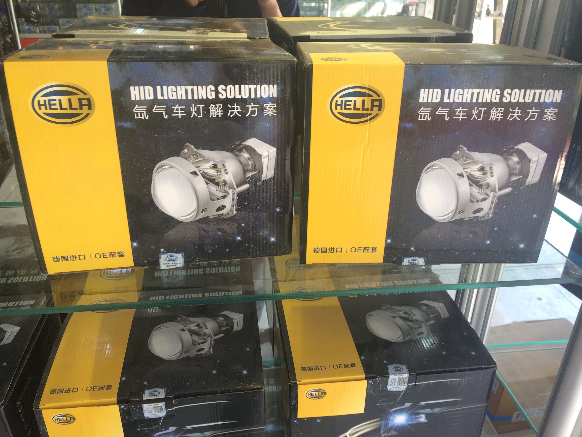 海拉5透镜如何更换氙气灯泡,北京车灯升级案例