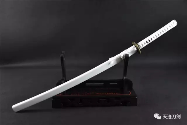 龙泉天迹,龙泉青龙偃月刀图片