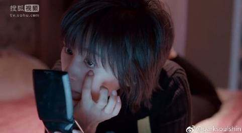 身为《欢乐颂》五美带货王,曲妖精的化妆台怎能错过